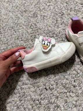 Toddle girl sneakers
